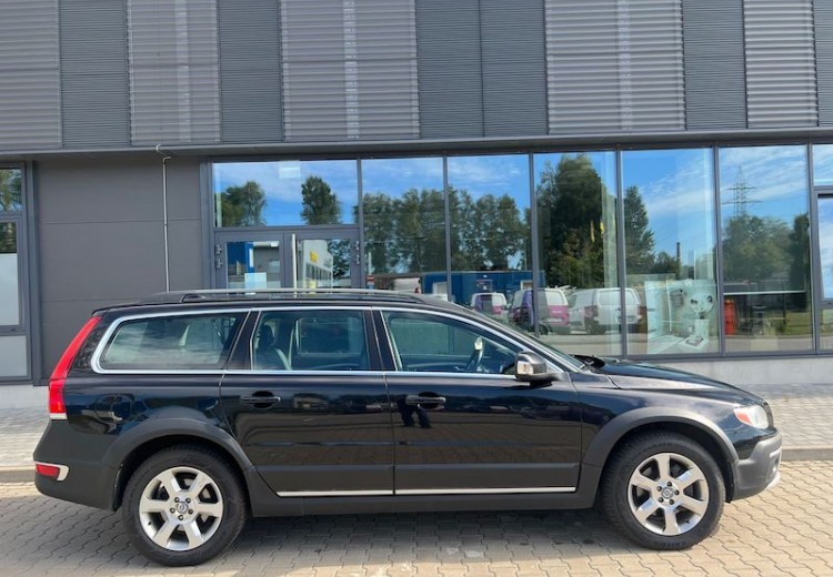 Volvo XC70, 2015.gads, 2.4 Dīzelis