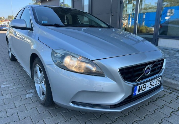 Volvo V40, 2014.gads, 2.0 Dīzelis