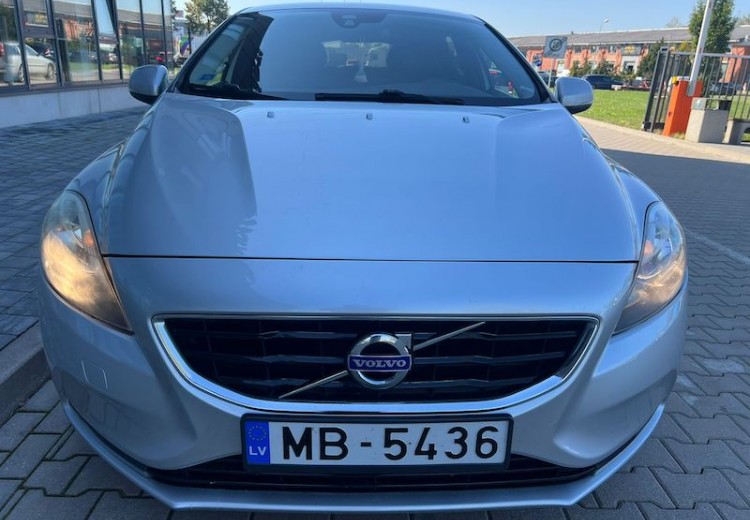 Volvo V40, 2014.gads, 2.0 Dīzelis