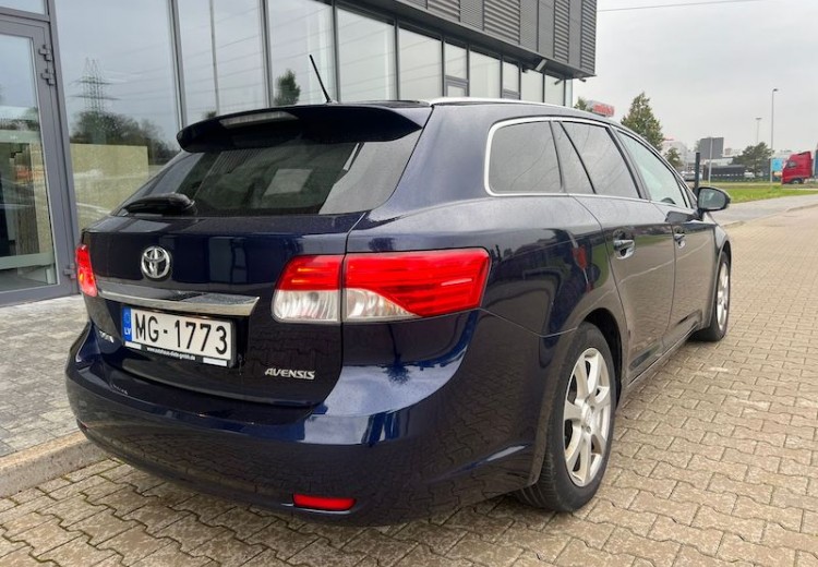 Toyota Avensis, 2012.gads, 2.2 Dīzelis