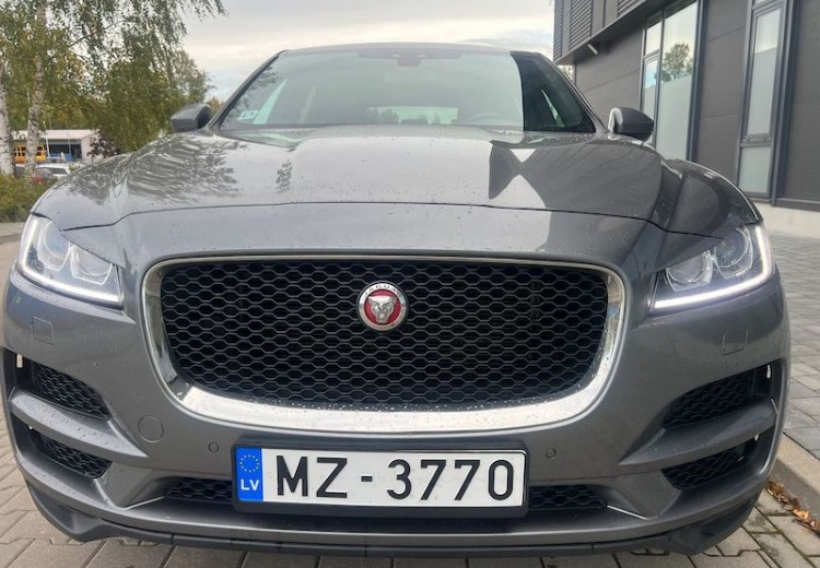 Jaguar F-Pace, 2016.gads, 2.0 Dīzelis