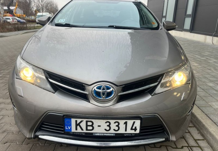 Toyota Auris, 2015.gads, 1.8 Hybrid