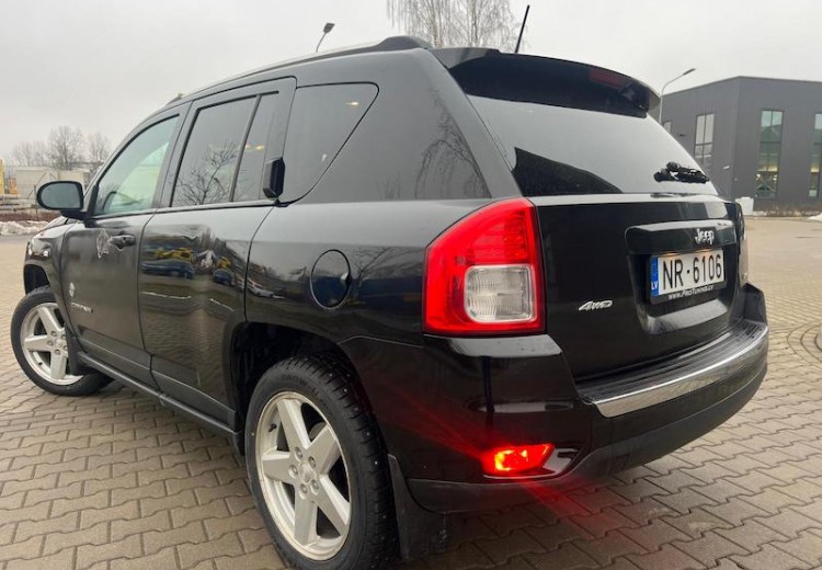 Jeep Compass, 2011.gads, 2.4 Benzīns