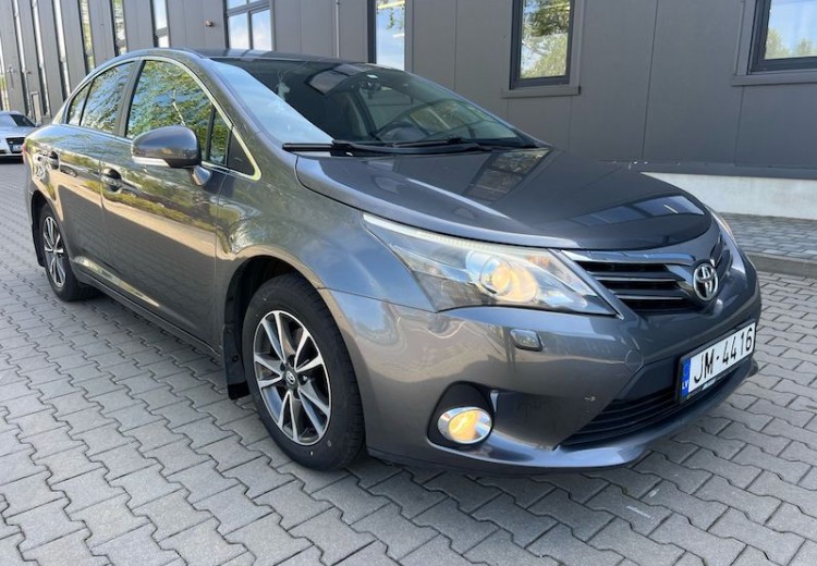 Toyota Avensis, 2014.gads, 1.8 Benzīns