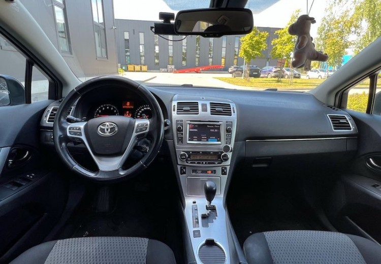 Toyota Avensis, 2014.gads, 1.8 Benzīns