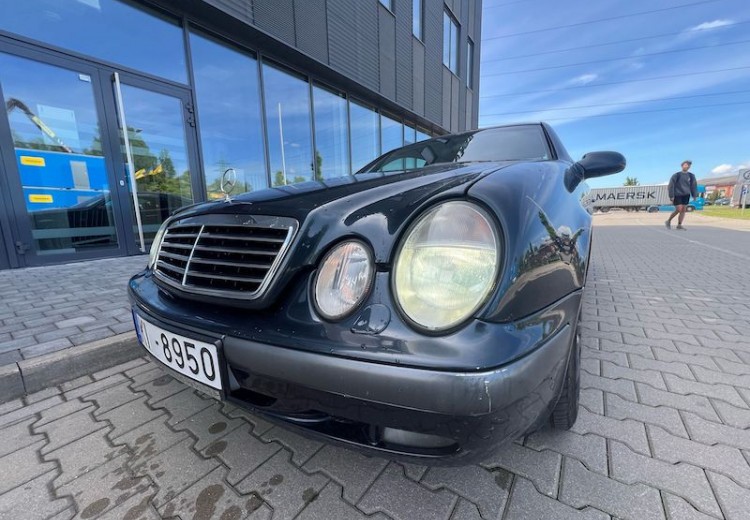 Mercedes Benz CLK320, 1999.gads, 3.2 Benzīns Mercedes Benz CLK320, 1999.gads, 3.2 Benzīns
