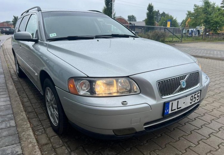 Volvo V70, 2006.gads, 2.4 Dīzelis