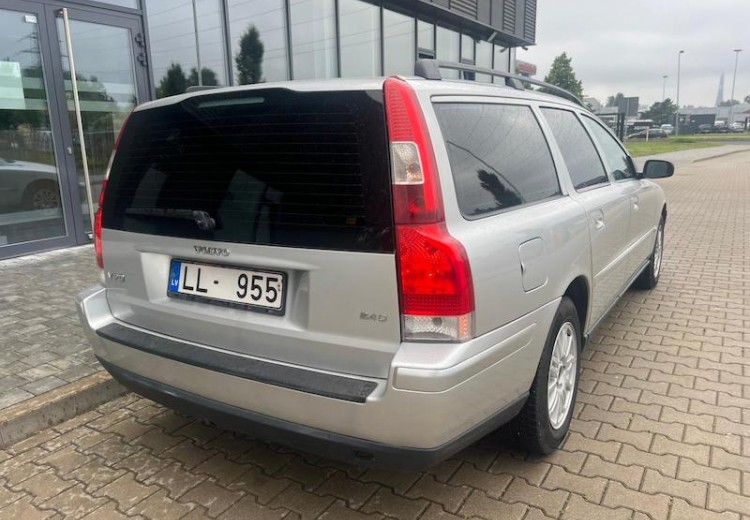 Volvo V70, 2006.gads, 2.4 Dīzelis